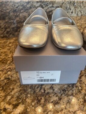 Everlane “The Day Mary Jane”